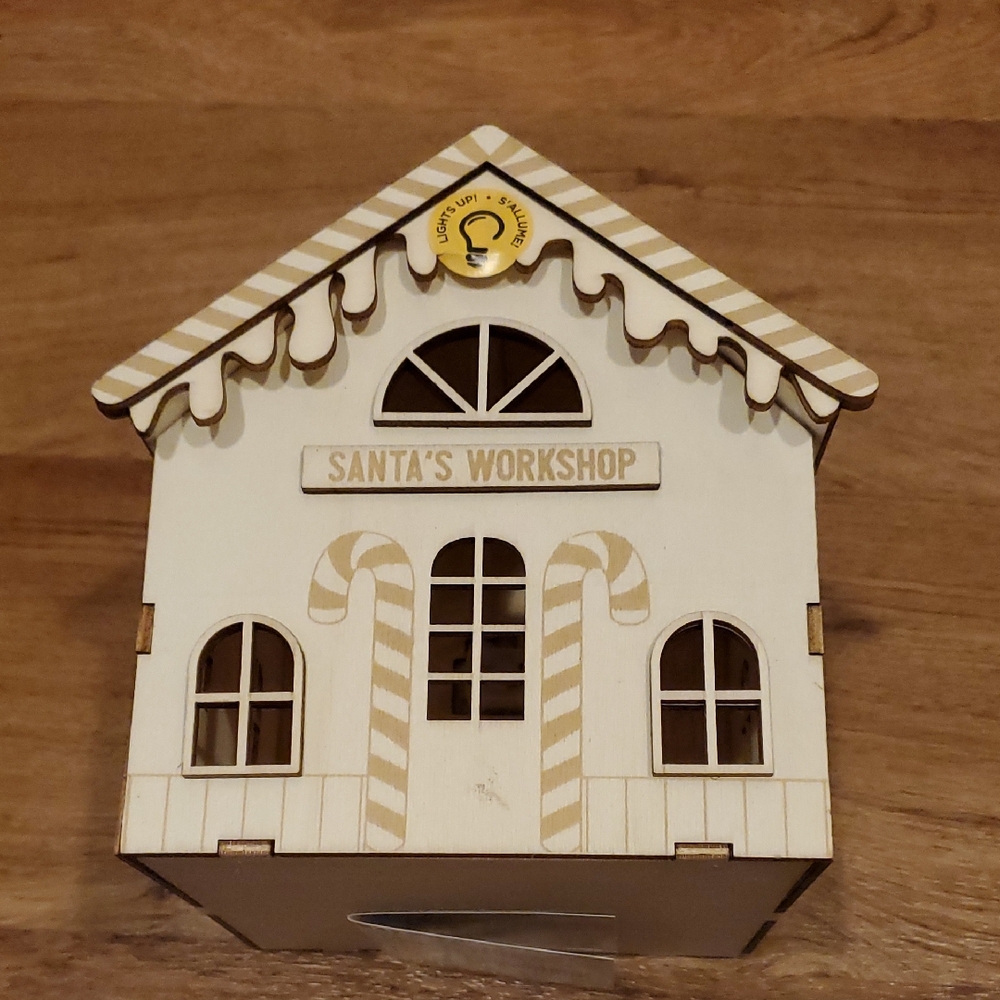 Santa's Workshop Wooden Decor